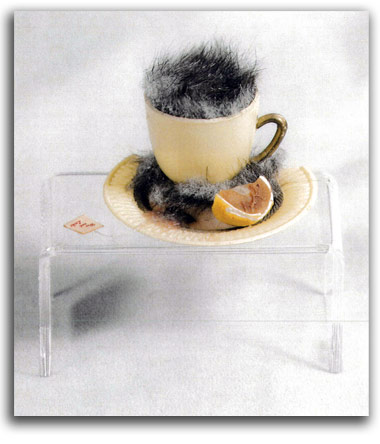 nothingness-024 Image of teacup objet.