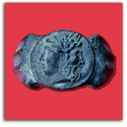 roman_janus_ring Image of Janus head ring.