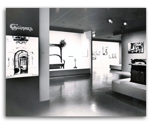 sac-im-guimard-fr-simon-1 Image of Hector Guimard installation at MoMA, 1970.